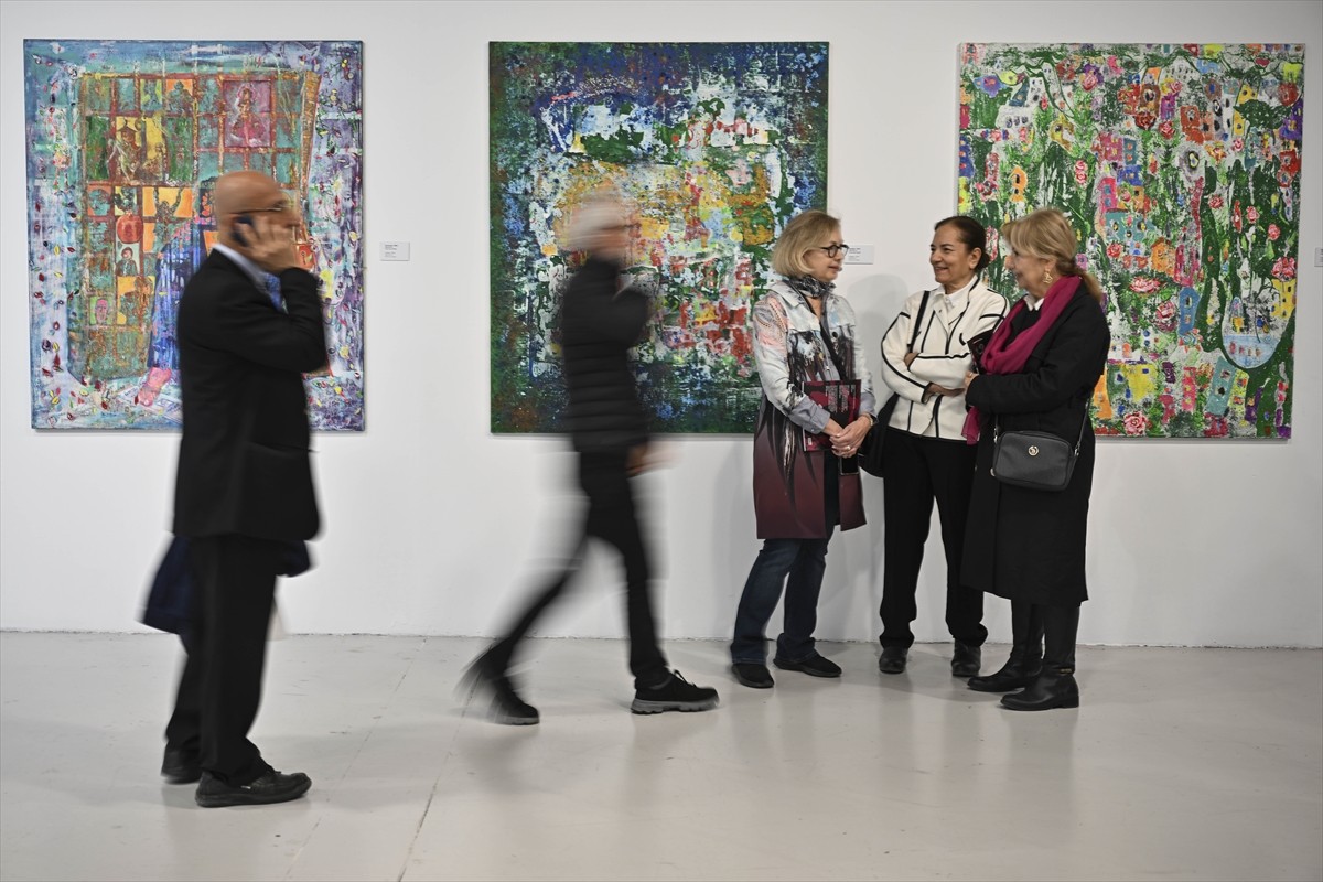 Mustafa Cemal Yıldırım'ın "Musto: Aidiyet Katmanları" isimli kişisel sergisi, Ankara'da...