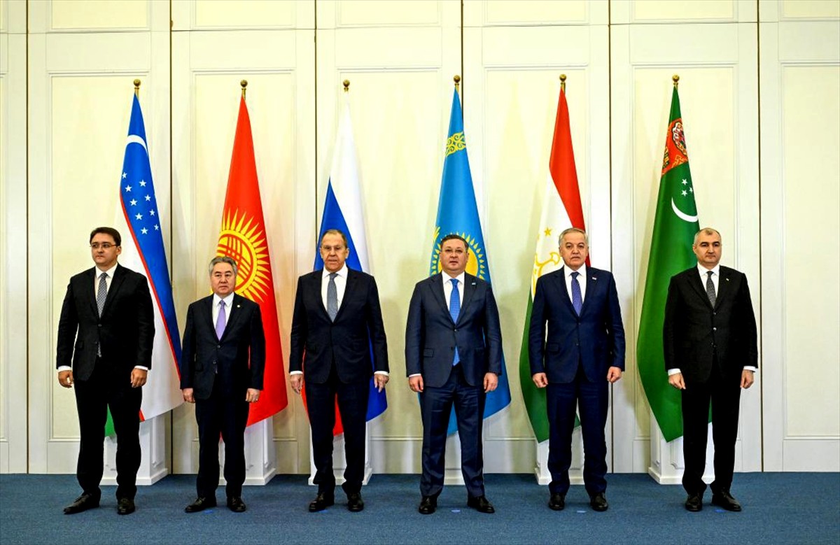 Orta Asya-Rusya Dışişleri Bakanları 8. Toplantısı Kazakistan'ın Almatı şehrinde yapıldı....