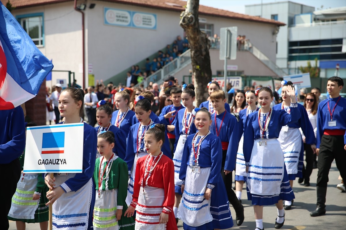 Sakarya'da farklı ülkelerden geleneksel halk danslarının sergileneceği "Sakarya 15. Uluslararası...