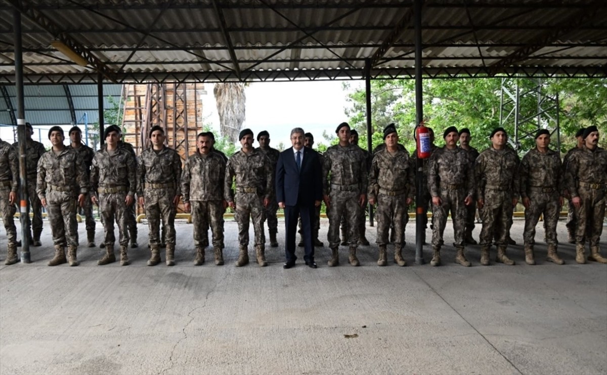 Suriye'de görev yapacak Osmaniye Emniyet Müdürlüğü Özel Harekat Şube Müdürlüğüne bağlı timler...