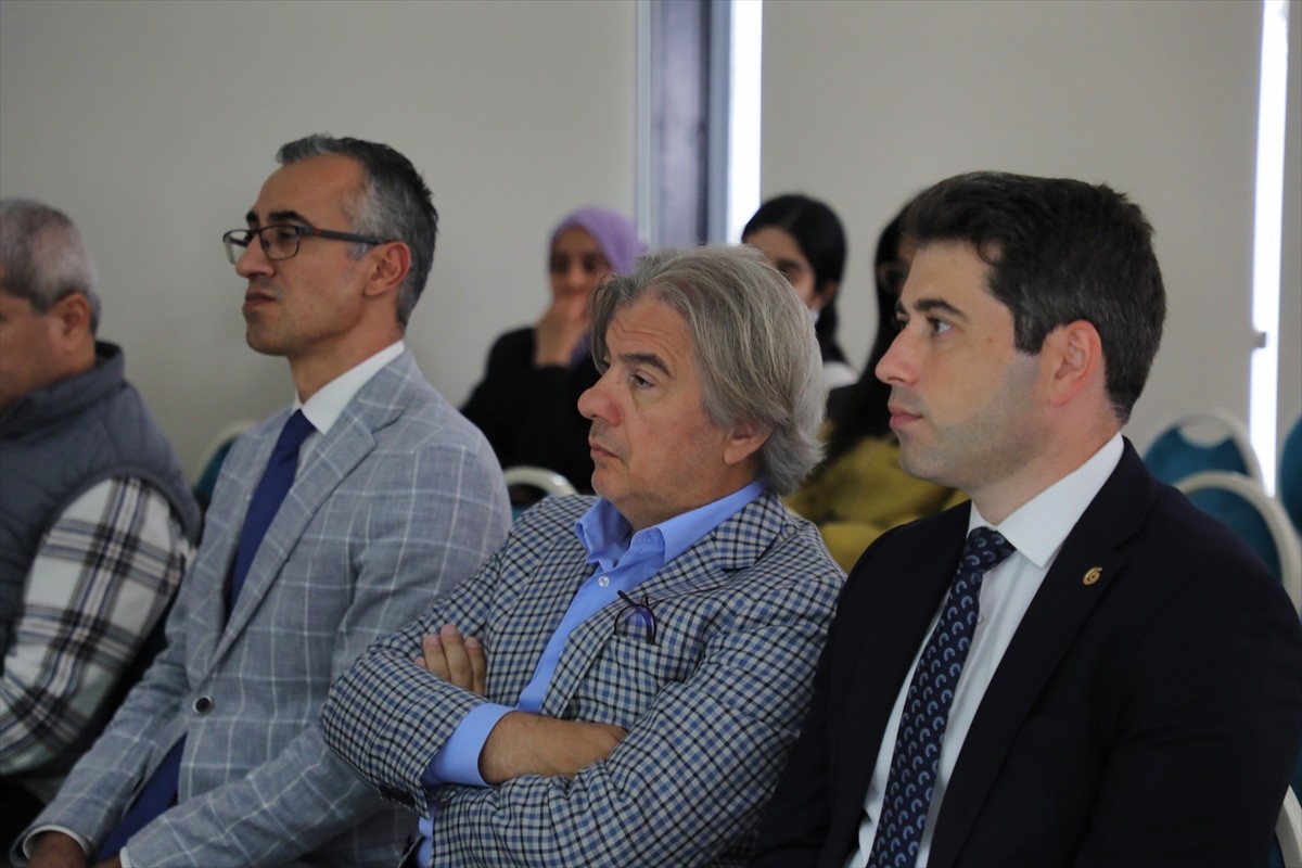 Tunus’ta, Tunus Yunus Emre Enstitüsü (YEE) kültürel faaliyetleri kapsamında "Türk Edebiyatının...