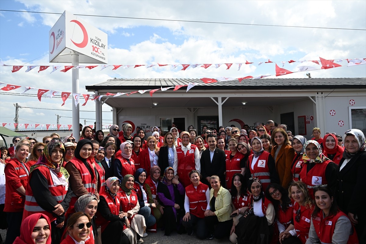 Türk Kızılay, Kahramanmaraş merkezli 6 Şubat 2023'teki depremlerden etkilenen Gaziantep'in Nurdağı...