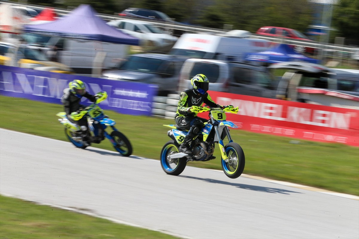 Türkiye Süpermoto Şampiyonası ve FIM MiniGP Türkiye Serisi'nin ilk ayak yarışları, Uşak'ta...