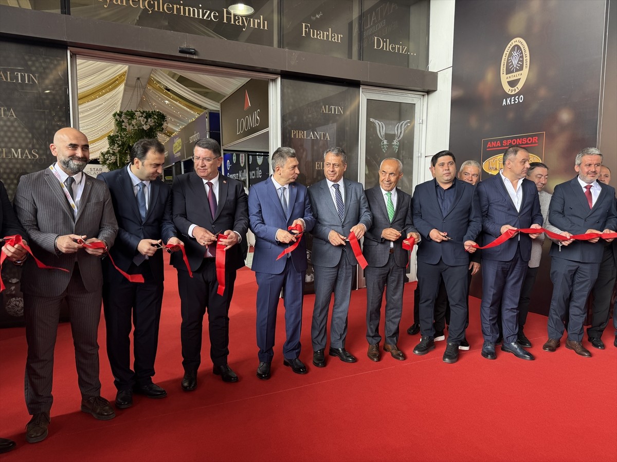 Antalya'da lüks mücevher koleksiyonların, üretim teknolojilerinin, değerli taşların, özel tasarım...