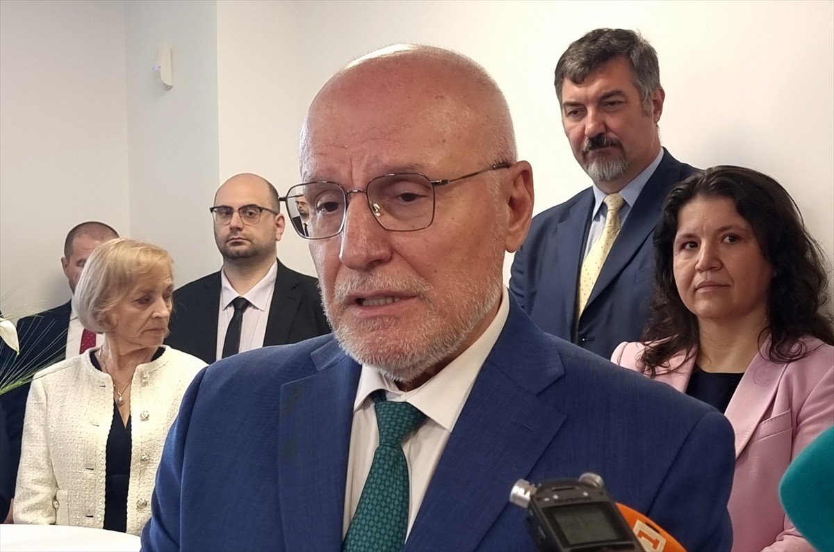 Bulgaristan Merkez Bankası (BNB) Başkanı Dimitar Radev (fotoğrafta), ülkenin 1 Ocak 2026...