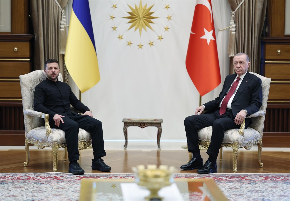 Cumhurbaşkanı Recep Tayyip Erdoğan, Ukrayna Devlet Başkanı Volodimir Zelenskiy ile...