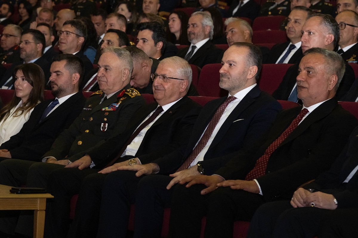 Dünyanın ilk tank dizisi olma özelliğini taşıyan, TRT'nin uluslararası dijital içerik platformu...