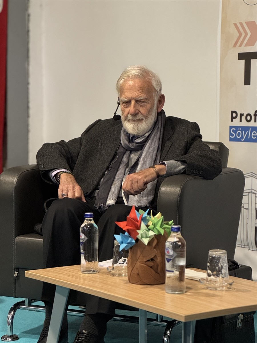 Emekli öğretim üyesi ve yazar Prof. Dr. Sadettin Ökten, Müzeler Haftası kapsamında Kocaeli Bilim...