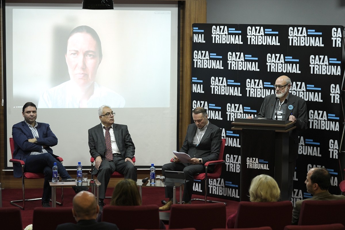 İsrail'in saldırıları altındaki Gazze'de yaşananların hukuki, siyasi ve etik yönlerini araştırmak...