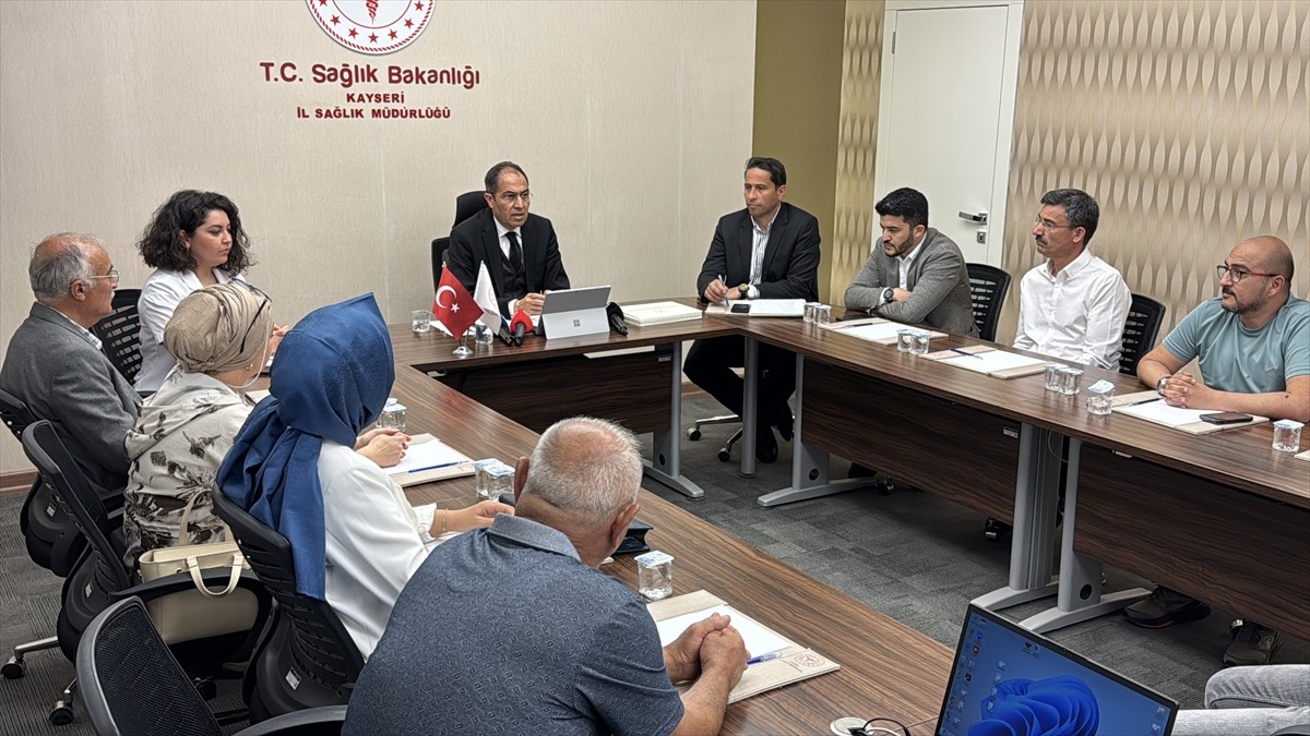 Kayseri İl Sağlık Müdürlüğünce Dünya Tütünsüz Günü etkinlikleri kapsamında sigarayı bırakanlara...