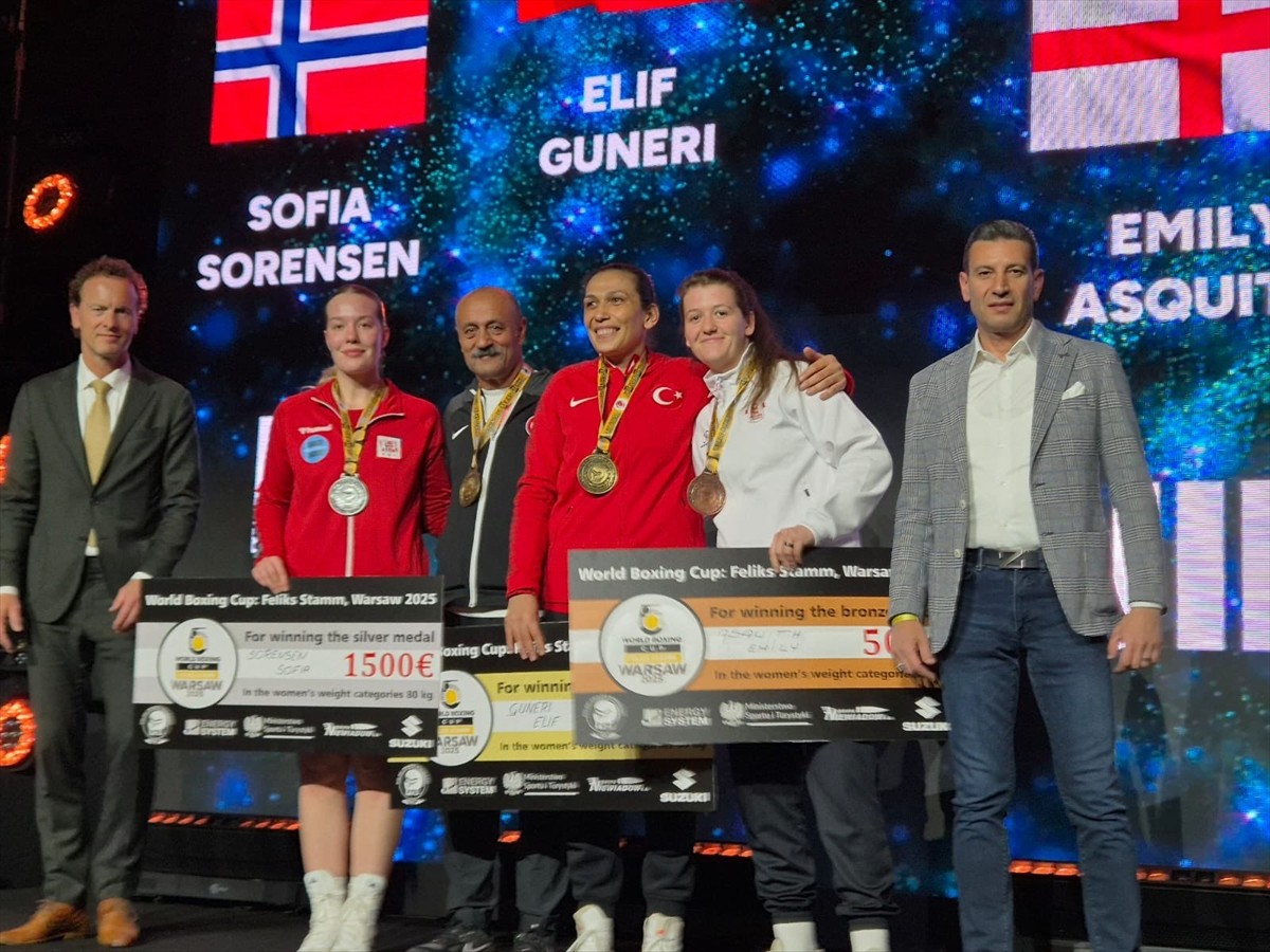 Milli boksörler, Polonya'da düzenlenen 2025 Feliks Stamm Dünya Boks Kupası'nda 2'si altın 9...