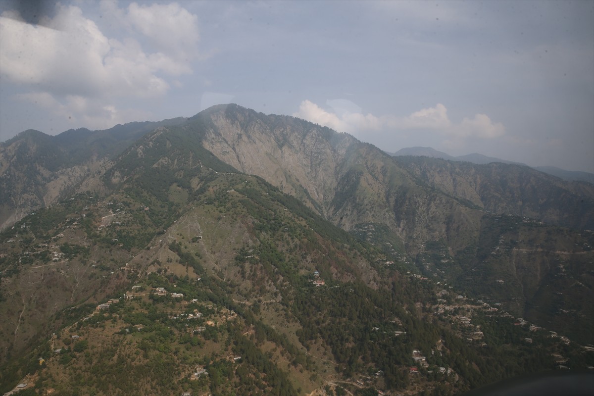 Pakistan ordusu, Keşmir sınırında "terörist yetiştirdiğine" dair Hindistan tarafından ortaya...