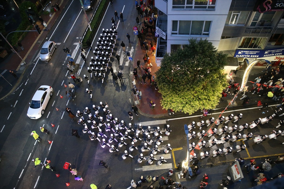 Samsun'da, 19 Mayıs Atatürk'ü Anma, Gençlik ve Spor Bayramı etkinlikleri kapsamında Bayrak...