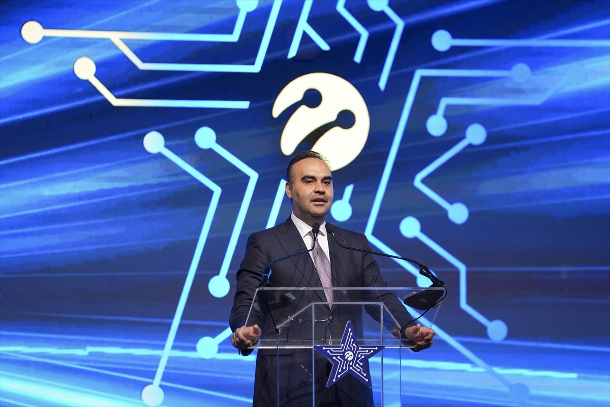 Sanayi ve Teknoloji Bakanı Mehmet Fatih Kacır, Turkcell'in düzenlediği "Yarının Teknoloji...