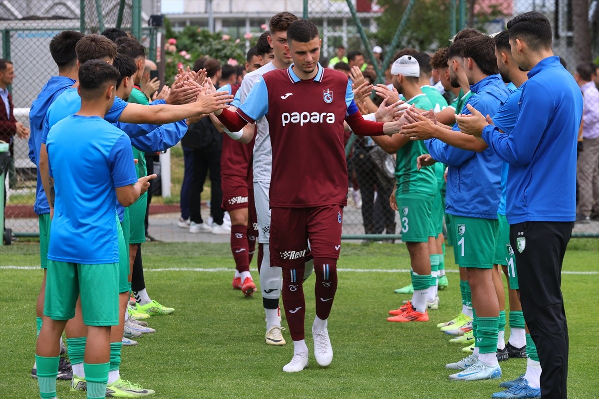 Sipay Bodrum FK oyuncuları, Türkiye Gelişim Ligleri Elit A Ligi'nde önceki hafta şampiyonluğu...