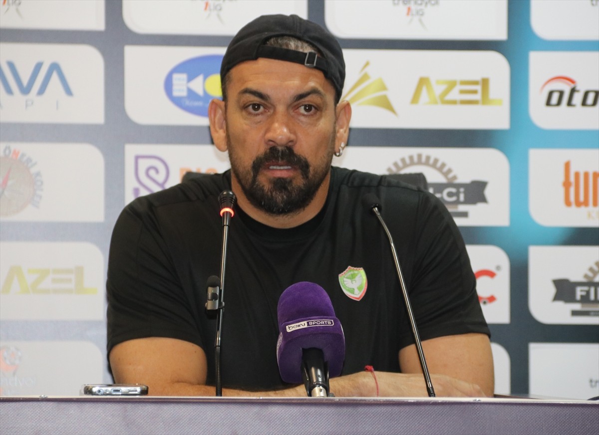 Trendyol 1. Lig'in 37. haftasında konuk ettiği Adanaspor'u 4-0 yenen Amed Sportif Faaliyetler'de...