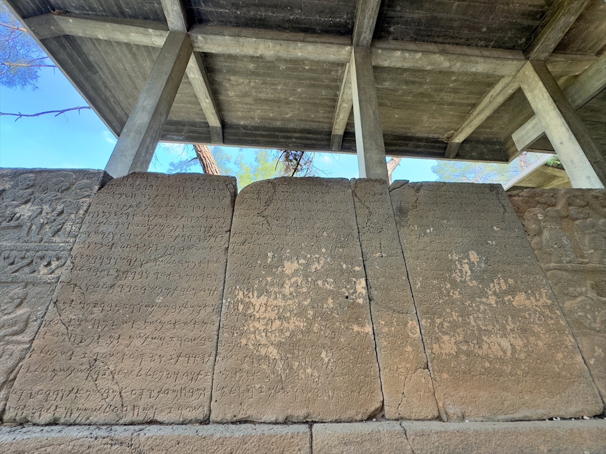 Türkiye'nin ilk açık hava müzesi olan Osmaniye'deki Karatepe Aslantaş Açık Hava Müzesi'ndeki...