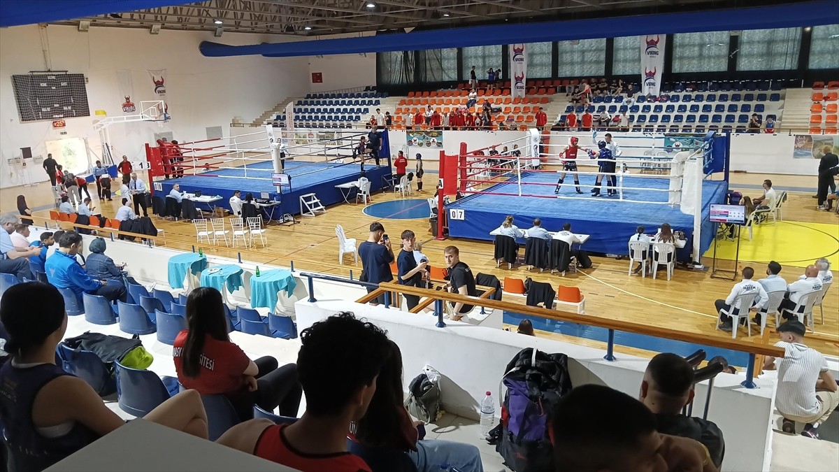 Üniversitelerarası Muaythai Türkiye Şampiyonası Antalya'da düzenlendi.