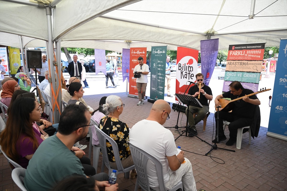 Ankara'da Yükseköğretim Kurulu (YÖK), Hacettepe Üniversitesi ve Altındağ Belediyesi işbirliğinde...
