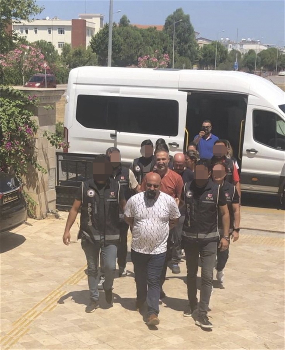 Aydın’ın Didim Belediyesinde, cenaze hizmetlerine yönelik malzeme alımlarında usulsüzlük yapıldığı...