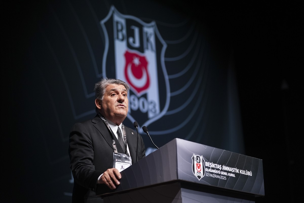 Beşiktaş Kulübü Başkanı Serdal Adalı, siyah-beyazlı kulübün ICC İstanbul Kongre Merkezi Harbiye...