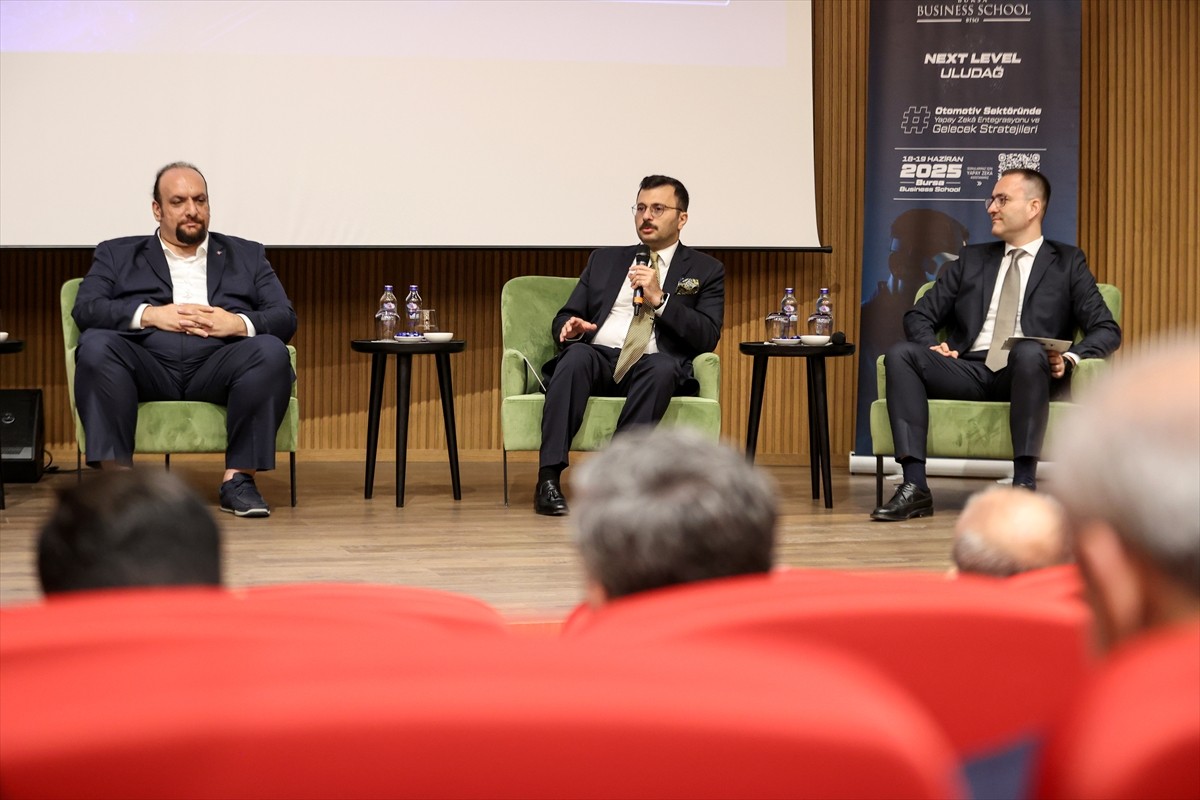 Bursa Ticaret ve Sanayi Odası (BTSO) tarafından, "Otomotiv Sektöründe Yapay Zeka Entegrasyonu ve...