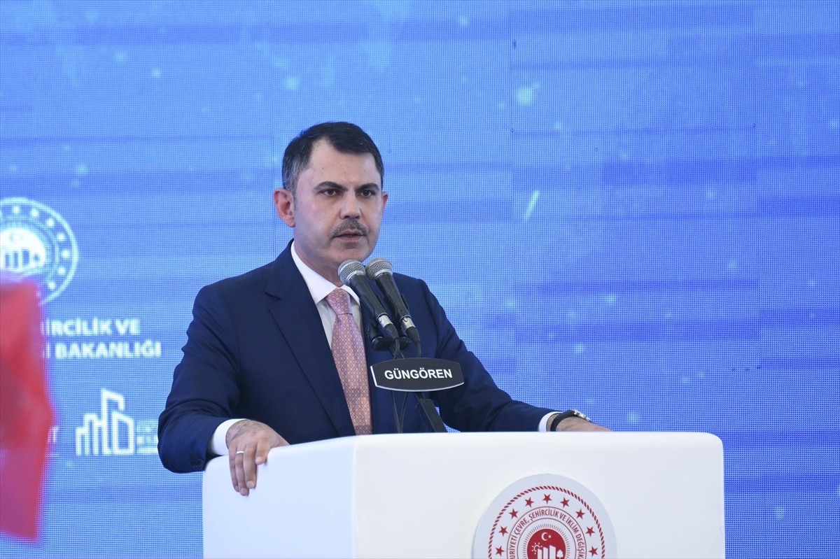 Çevre, Şehircilik ve İklim Değişikliği Bakanı Murat Kurum, İstanbul'da Büyük Dönüşüm Güngören'de...