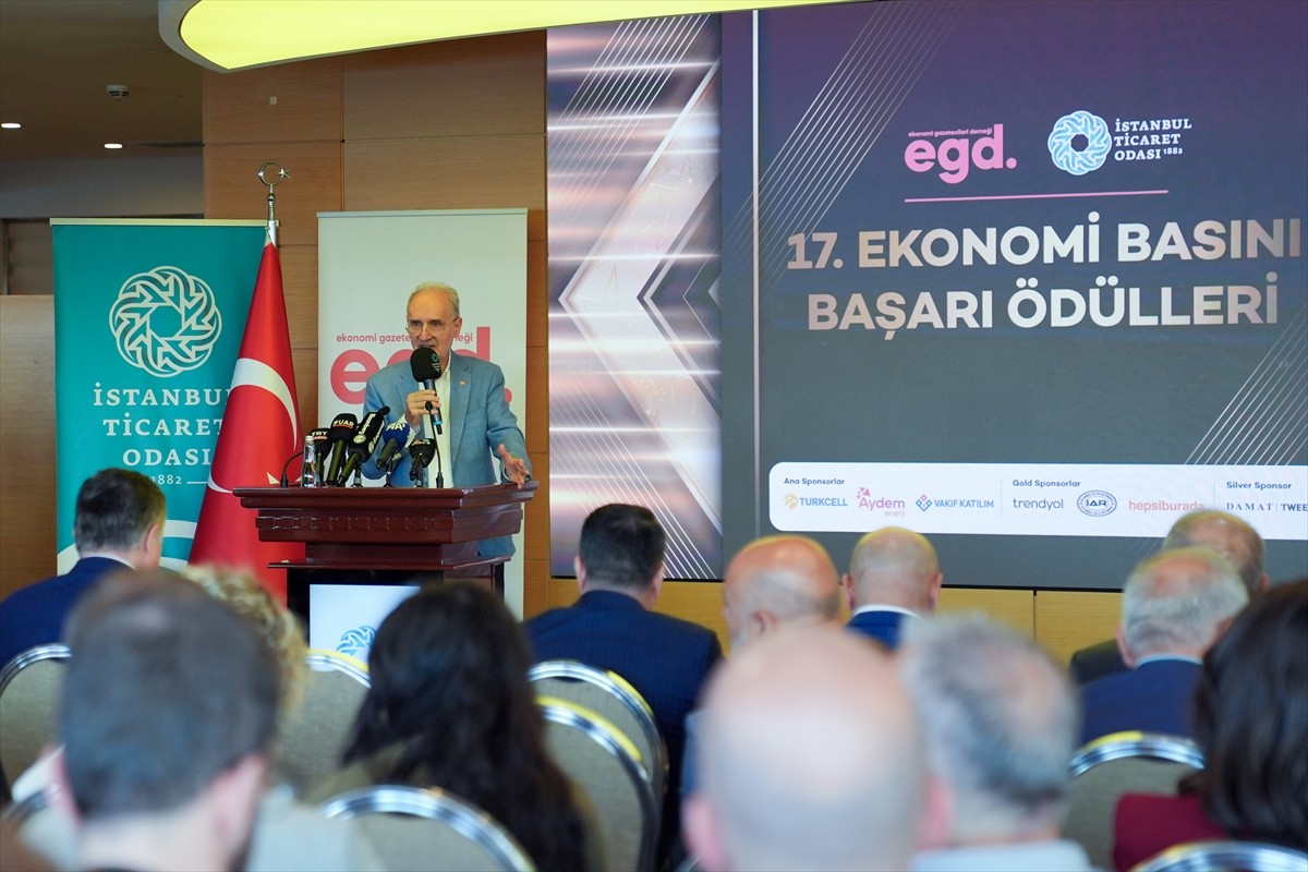Ekonomi Gazetecileri Derneği (EGD) tarafından bu yıl 17'ncisi düzenlenen Ekonomi Basını Başarı...