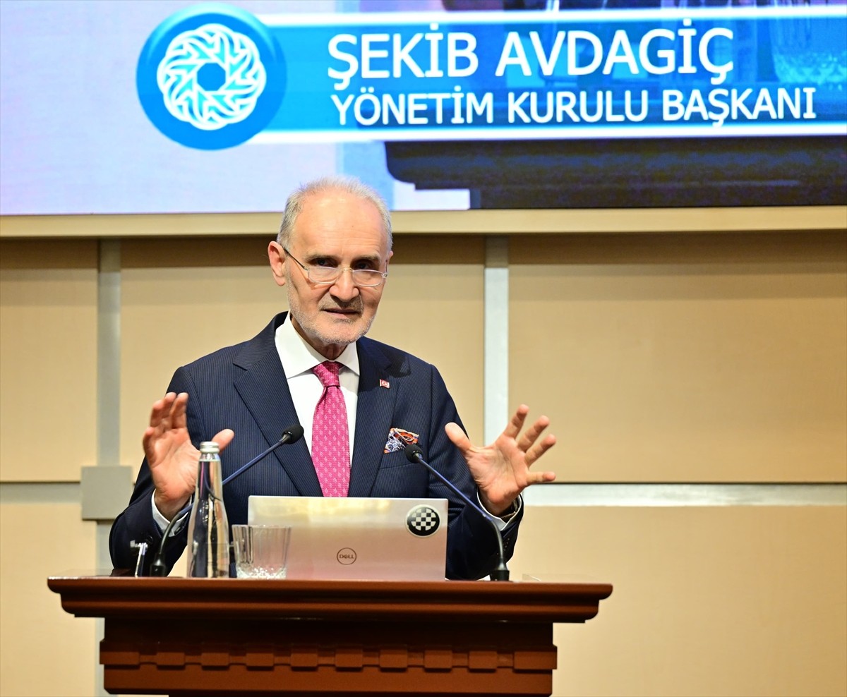 İTO'dan yapılan açıklamada, İstanbul Ticaret Odası (İTO) Başkanı Şekib Avdagiç'in odanın haziran...