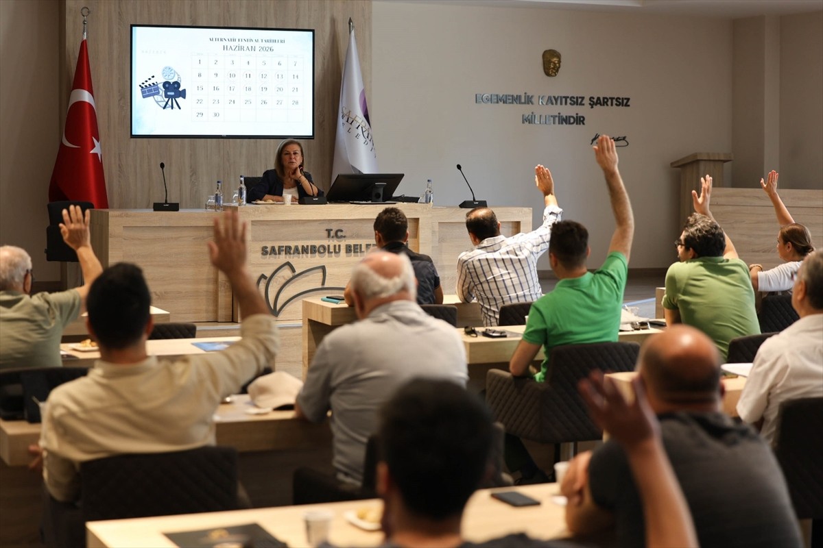 Karabük'ün Safranbolu ilçesinde düzenlenen "Uluslararası Altın Safran Belgesel Film Festivali'nin...