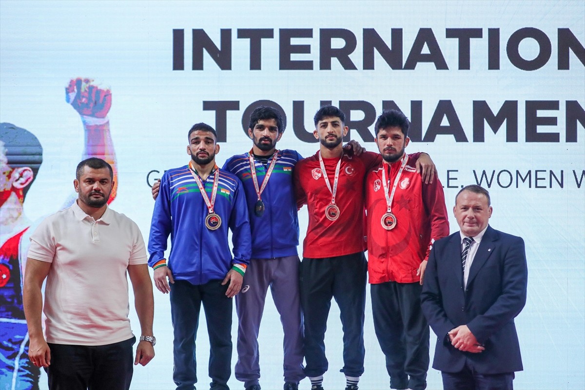 Kocaeli'de düzenlenen Uluslararası Yaşar Doğu, Vehbi Emre ve Hamit Kaplan Güreş Turnuvası'nın 3....