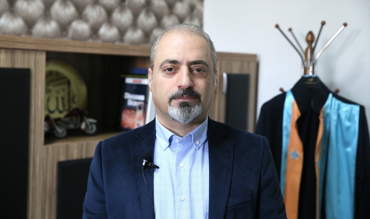 Malatya Turgut Özal Üniversitesi Tıp Fakültesi Dermatoloji Ana Bilim Dalı Öğretim Üyesi Doç. Dr....