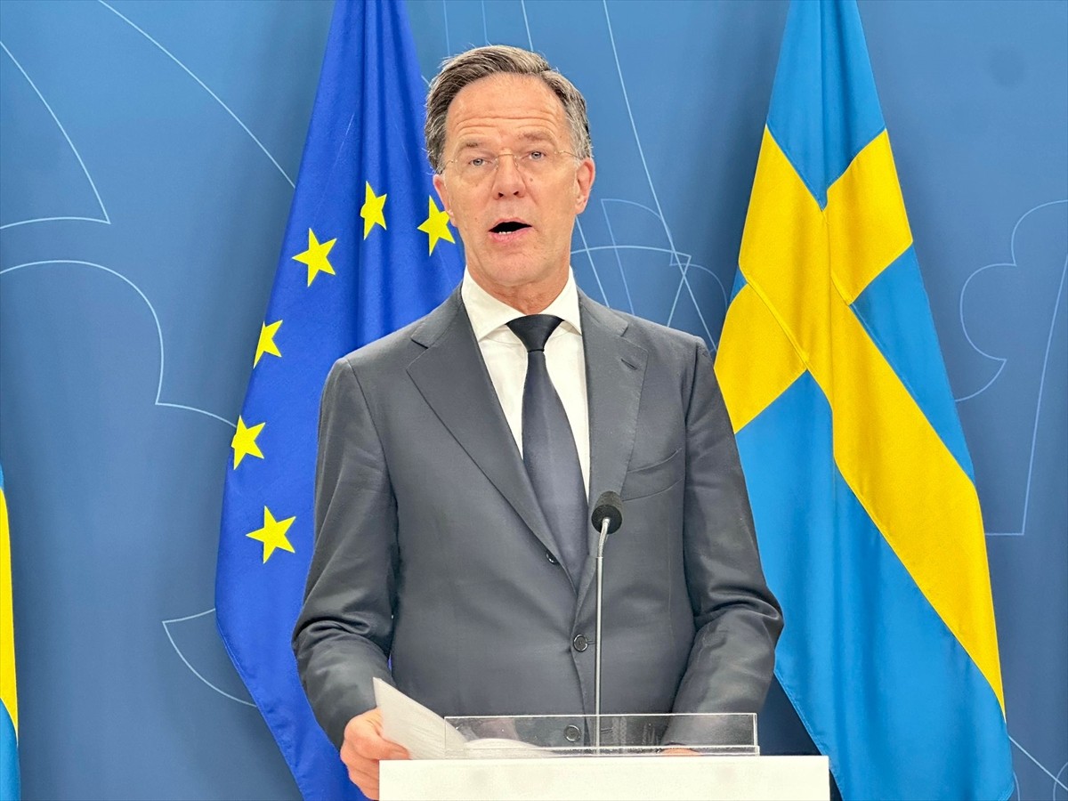 NATO Genel Sekreteri Mark Rutte (fotoğrafta), İsveç Başbakanı Ulf Kristersson ile İsveç'in...
