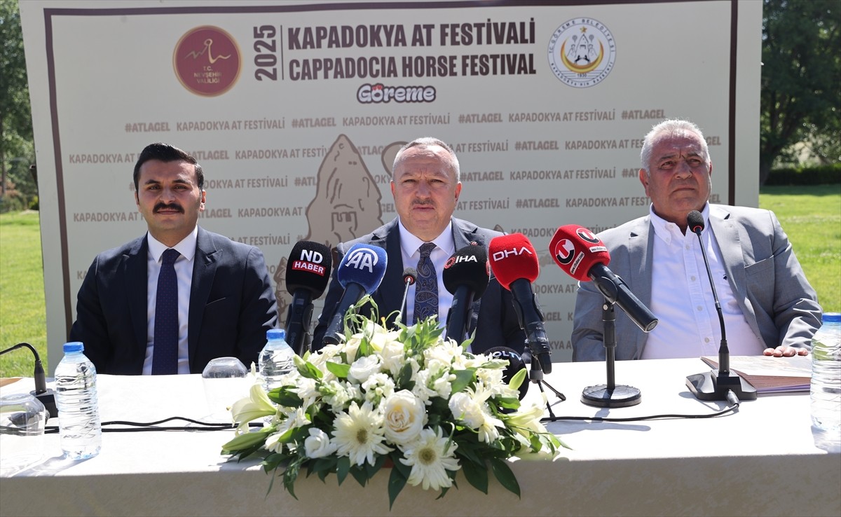 Nevşehir'in Göreme beldesinde 3-6 Temmuz'da "Kapadokya At ve Atçılık Kültür Festivali"...