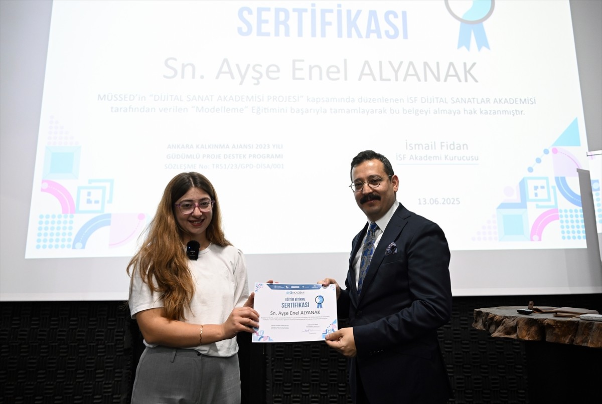 Sanayi ve Teknoloji Bakanlığı Ankara Kalkınma Ajansı desteği ve İSF Studios işbirliğinde yürütülen...