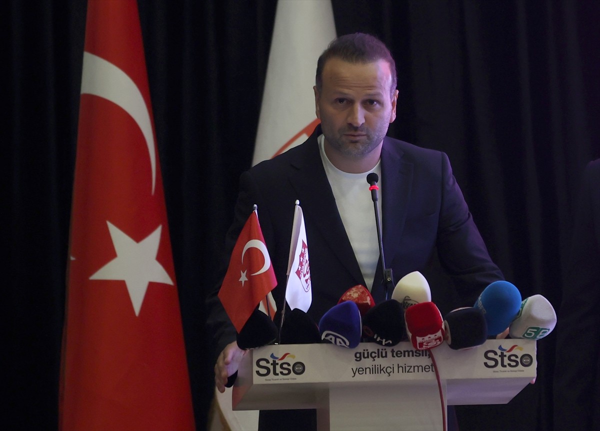 Trendyol 1. Lig ekiplerinden Sivasspor, teknik direktör Osman Zeki Korkmaz ile anlaşmaya vardı....