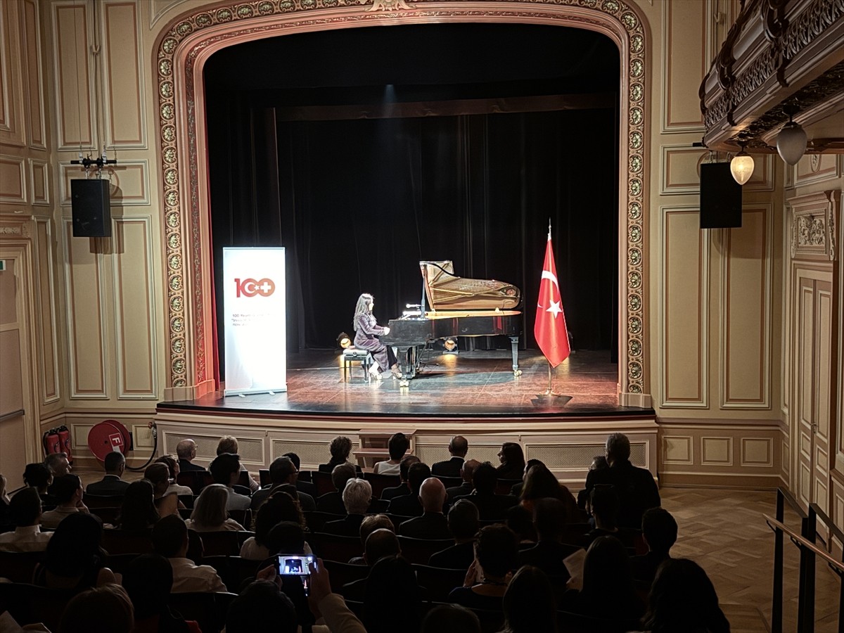 Türkiye ile İsviçre arasındaki Dostluk Anlaşmasının 100. yıl dönümü dolayısıyla "Türkiye Cenevre...