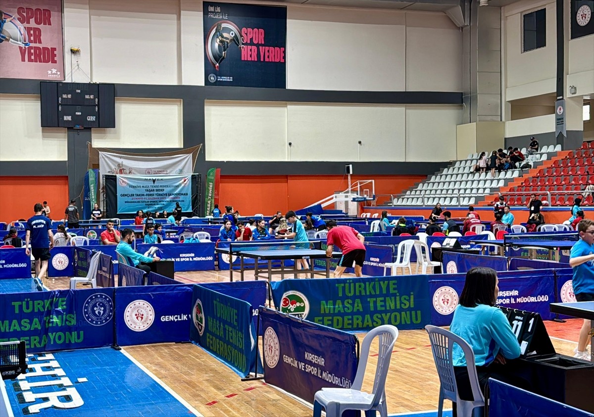 Türkiye Masa Tenisi Federasyonunun faaliyet programında yer alan Yaşar Sedef Gençler Takım-Ferdi...