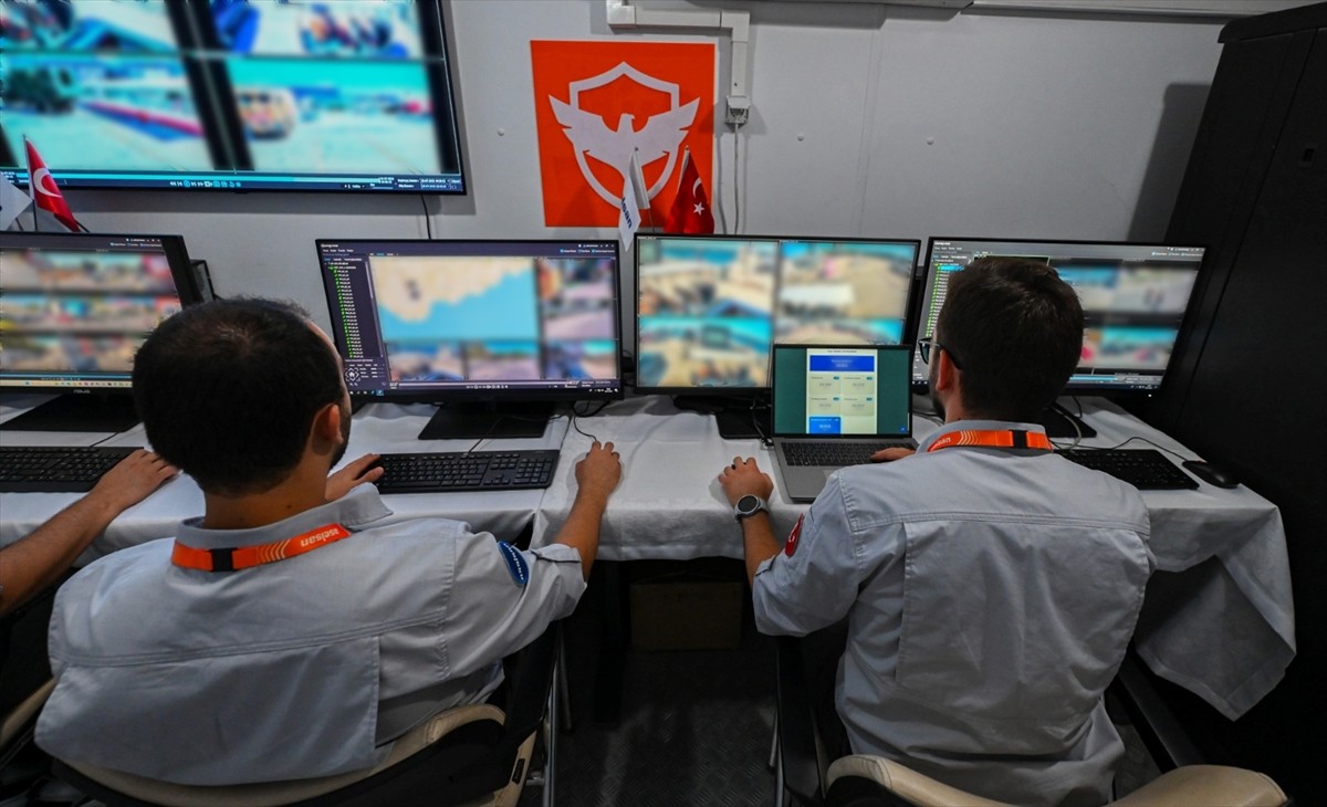 17. Uluslararası Savunma Sanayii Fuarı'nın (IDEF 2025) alan güvenliği, ASELSAN tarafından...