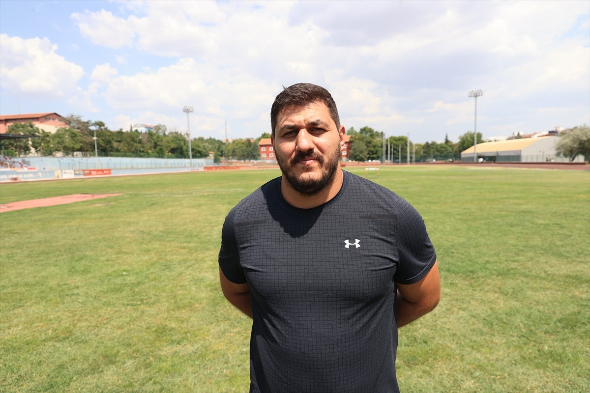 664. Tarihi Kırkpınar Yağlı Güreşleri'ne sakatlıkları nedeniyle katılamayan başpehlivanlar, er...