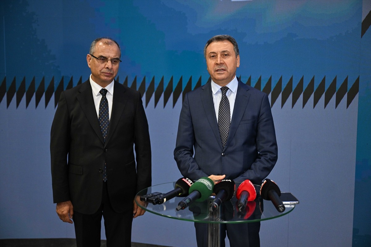 Anadolu Ajansının (AA) "Global İletişim Ortağı" olduğu 17. Uluslararası Savunma Sanayii Fuarı...