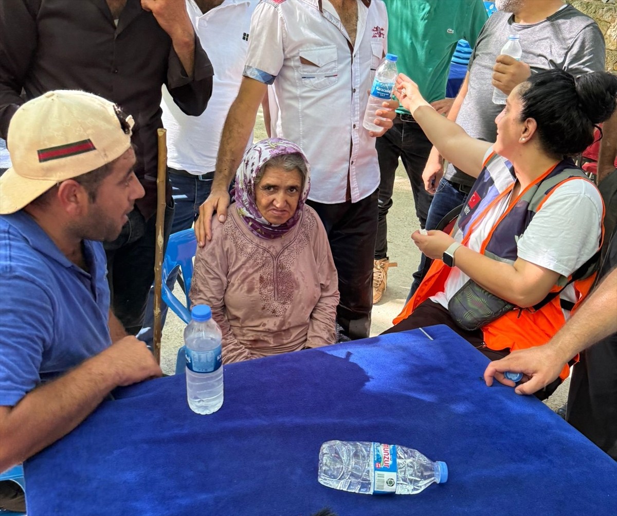 Batman'ın Kozluk ilçesinde kaybolan 63 yaşındaki kadın bulundu. Fatma U, sağlık kontrolü için UMKE...