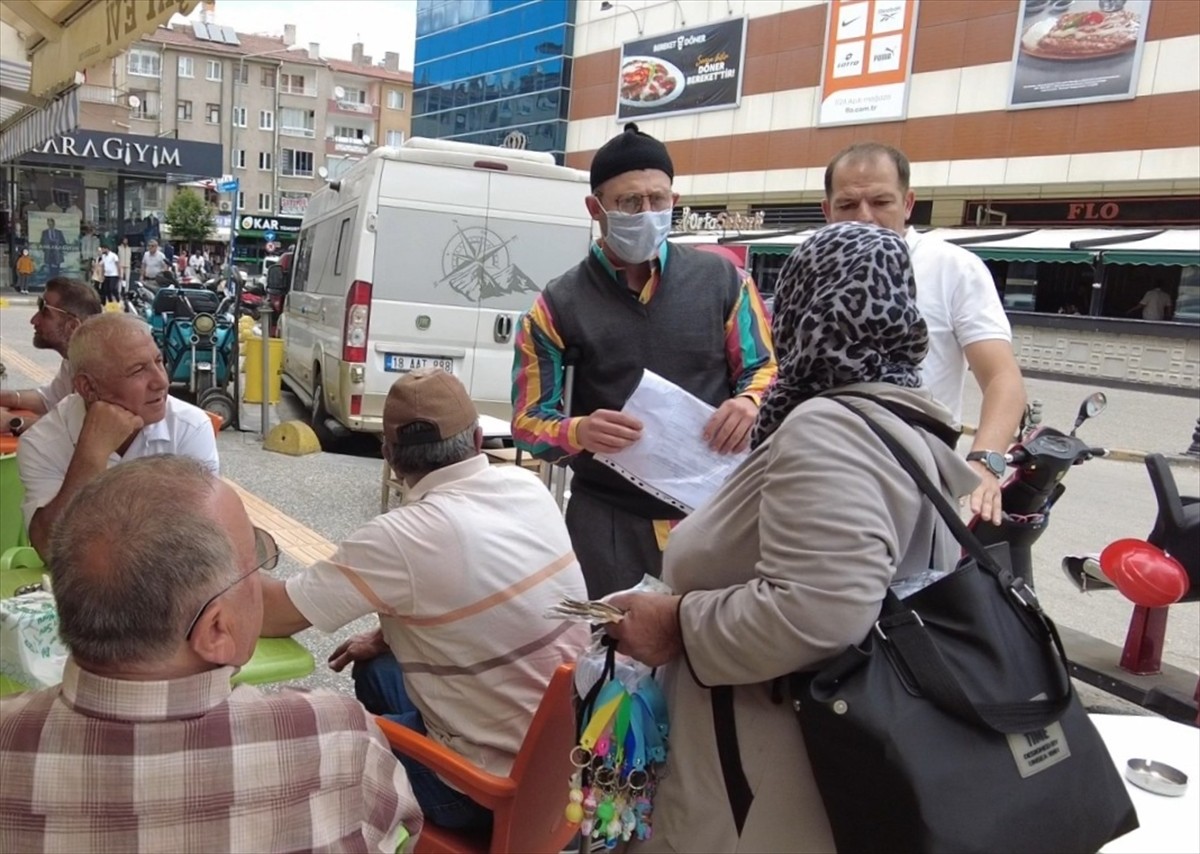 Çankırı'da dilenci kılığına giren zabıta, vatandaşlardan 10 dakika içinde 340 lira...