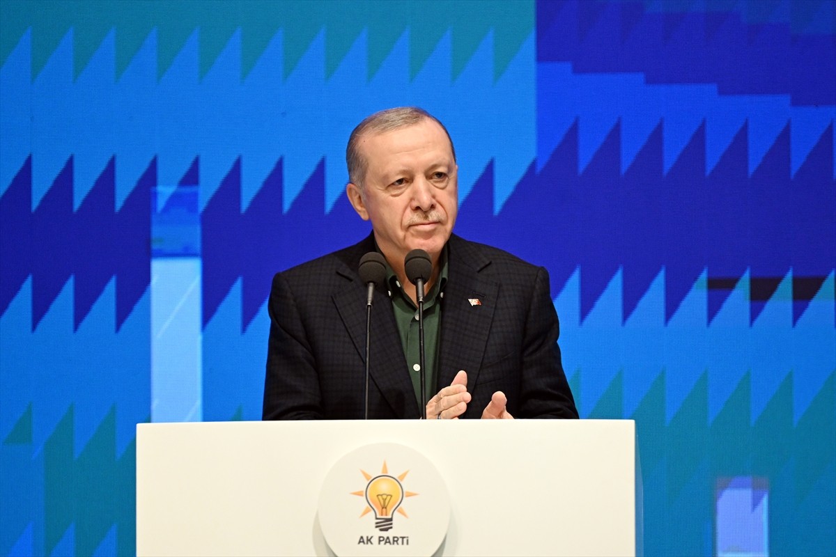 Cumhurbaşkanı ve AK Parti Genel Başkanı Recep Tayyip Erdoğan, partisinin Kızılcahamam’da...