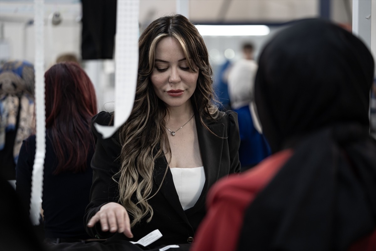 Devlet desteğiyle işini geliştiren Adıyamanlı depremzede kadın girişimci, Erzurum'da ürettiği...