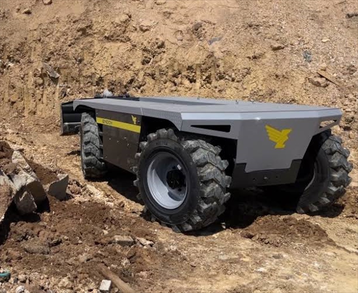 Dünyanın ilk modüler elektrikli ve otonom sürüş özelliğine sahip "lego" kara aracı ENOCH'tan...