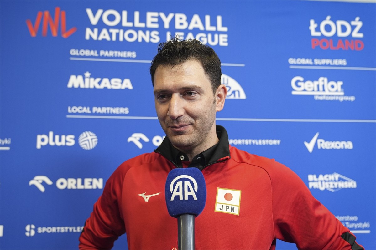 FIVB Milletler Ligi'nin (VNL) çeyrek finalinde Japonya ile A Milli Kadın Voleybol Takımı...