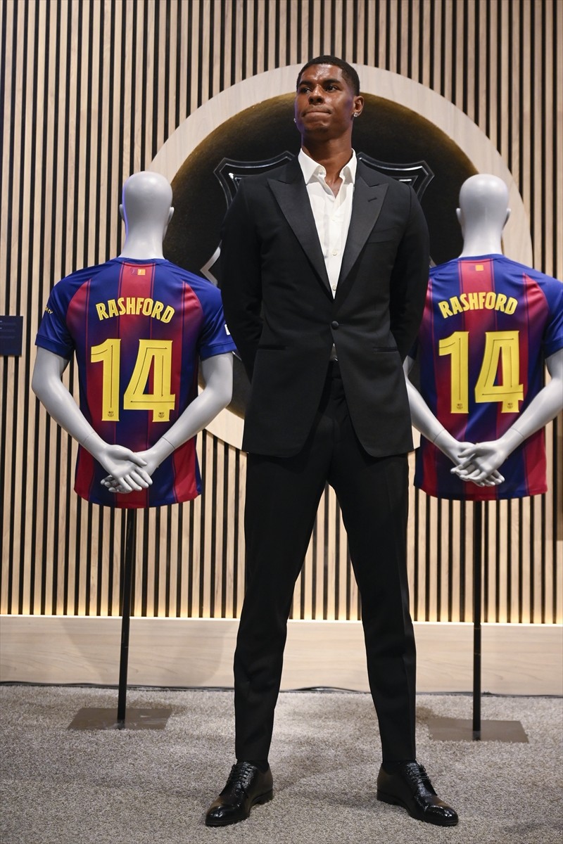 İspanya ekibi Barcelona, İngiltere'nin Manchester United takımından Marcus Rashford'ın...
