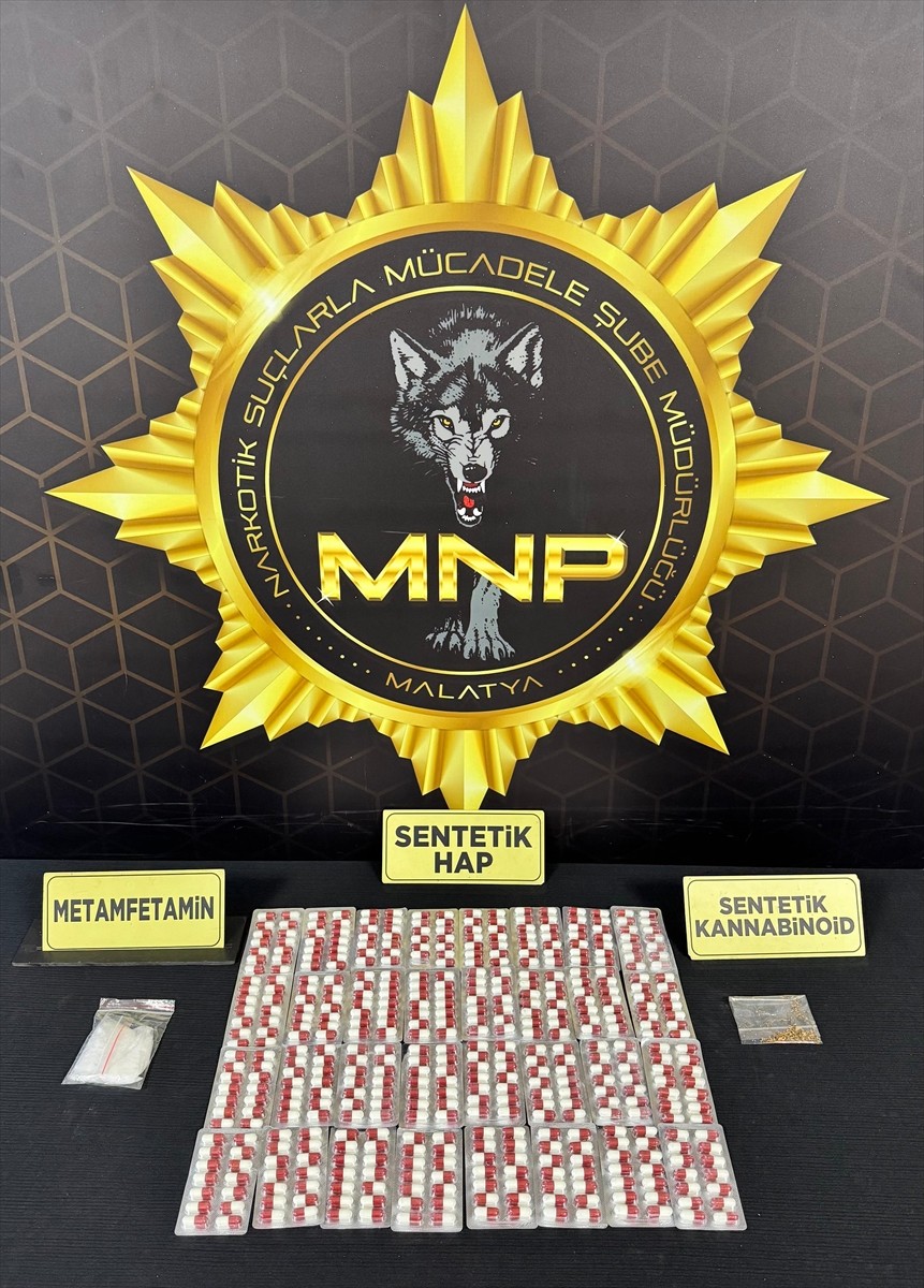 Malatya'da uyuşturucu operasyonlarında yakalanan 11 şüpheliden 10'u tutuklandı. Malatya Elazığ...