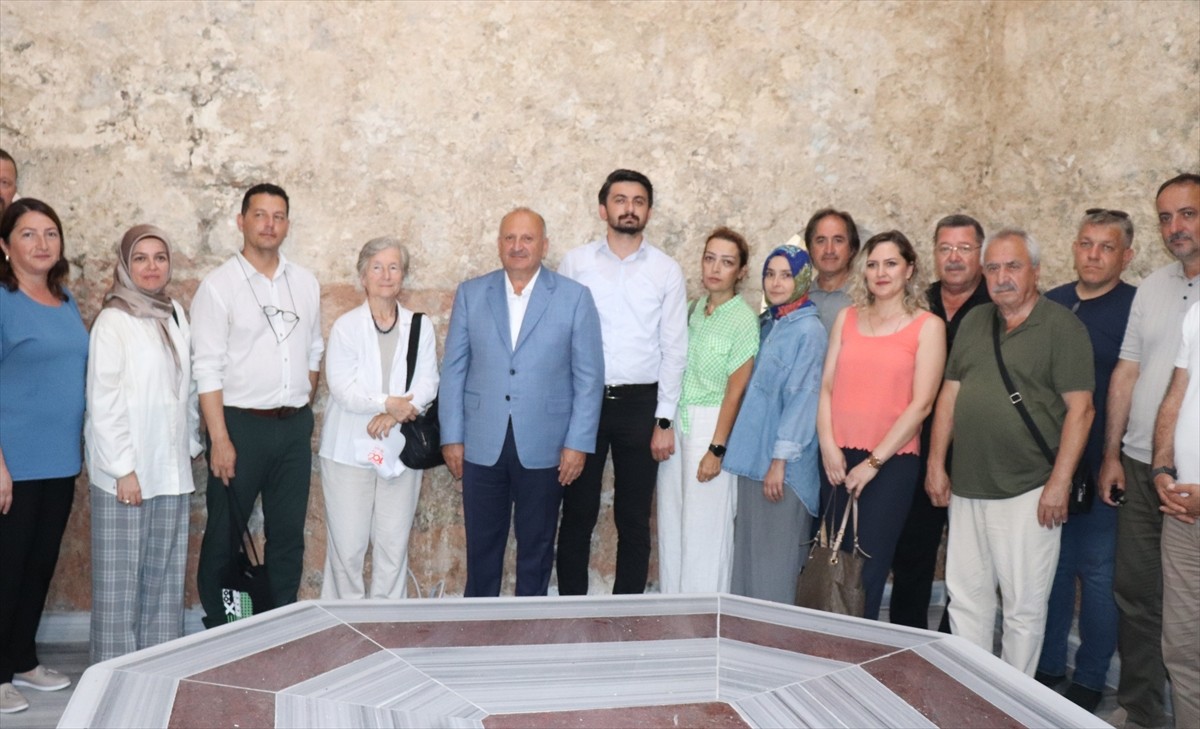 Ordu'nun Ünye ilçesindeki tarihi hamam, restorasyon çalışmasının ardından kent müzesi olarak...